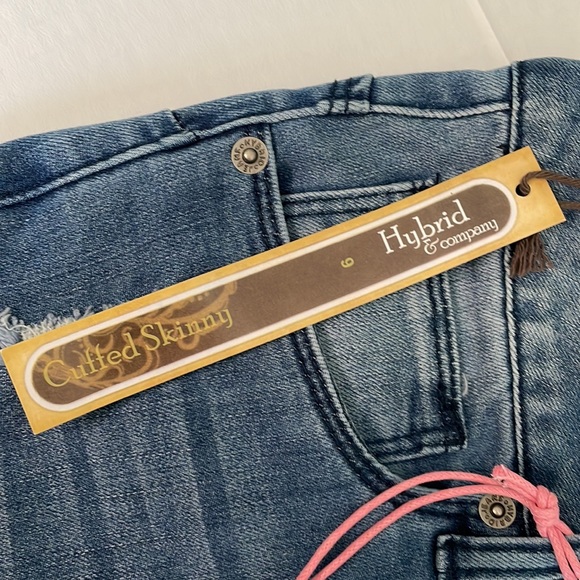 Hybrid & Company ripped bum lifter cuffed skinny jeans Junior’s sz 9 NWT - Picture 14 of 14